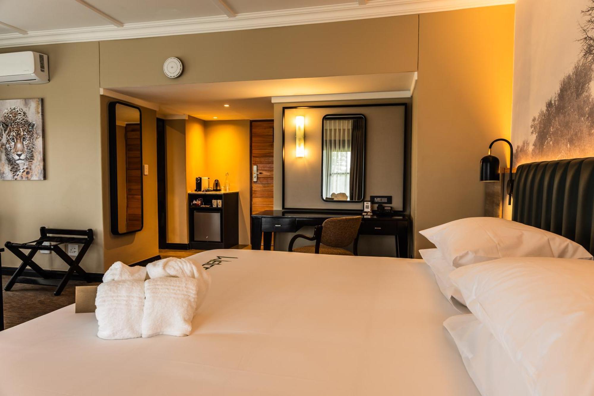 Premier Hotel The Winkler White River Extérieur photo